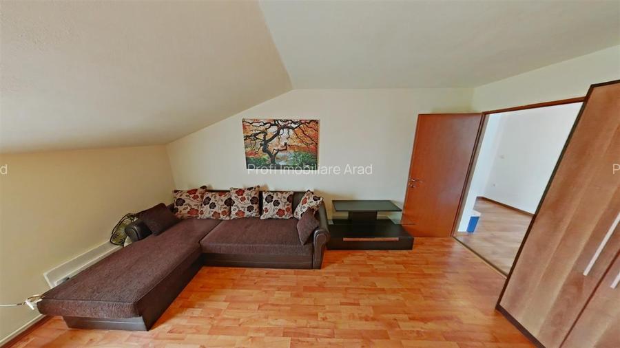 Casa mare si frumoasa cu 5 camere in Gradiste - 11