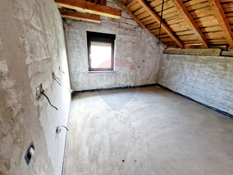 Casă spațioasă S+P+1E+M și teren generos 1664 mp - 8