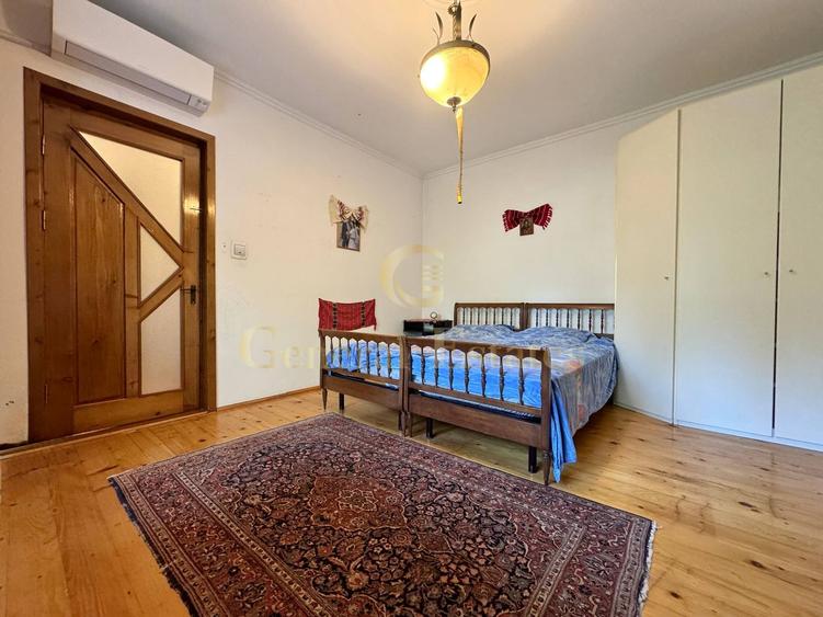 Vânzare Casă  D+P+E - 230 m.p. - Bucium - 14