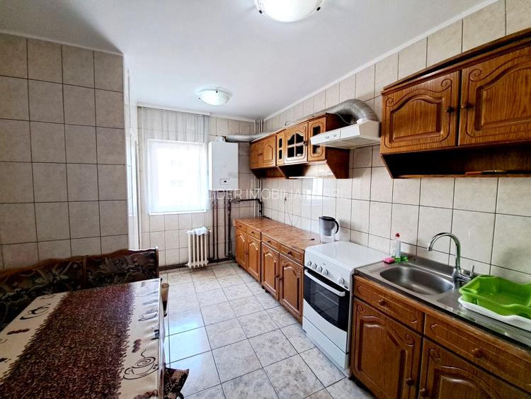 Apartament cu 4 camere de vanzare, strada Pasteur,parcare proprie - 6