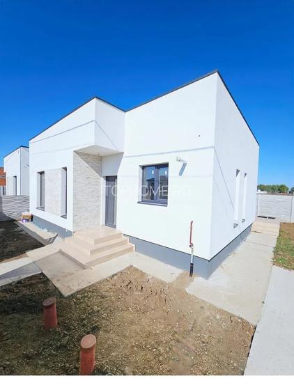 Casa pe parter - Berceni - Sabri Parc - 100.000 euro - 4