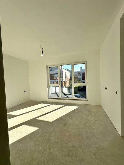 Casa tip Duplex,zona Narciselor - 6