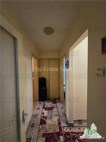 Apartament 3 camere metrou  Favorit - 8