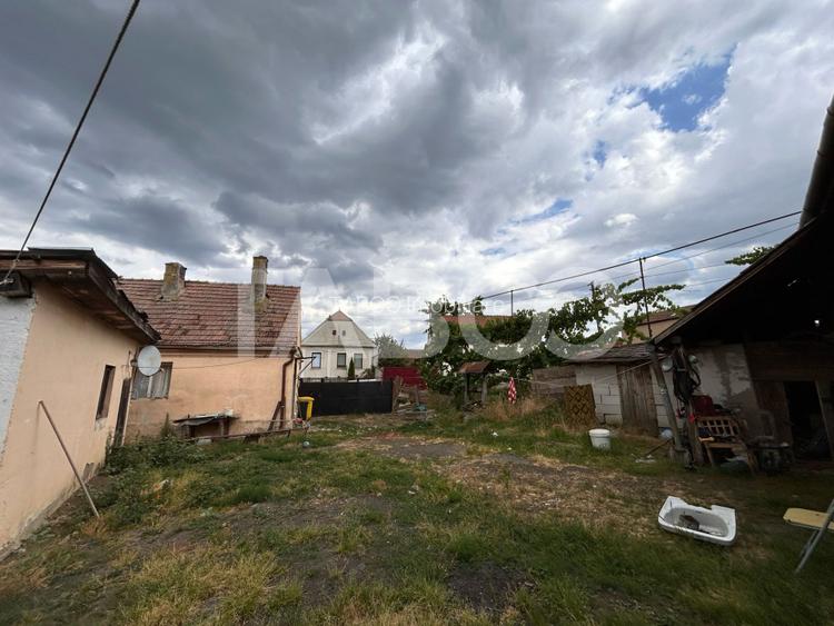 EXCLUSIVITATE Casa individuala + teren Sura Mica COMISION 0 % - 10