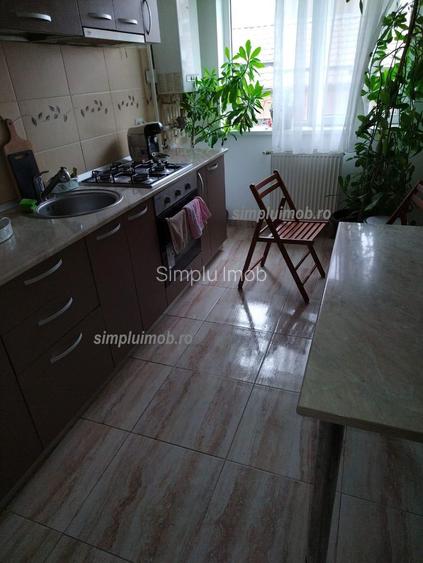 Decomandat Etaj 1 Apartament Cu Centrala Proprie si Loc de Parcare - 4