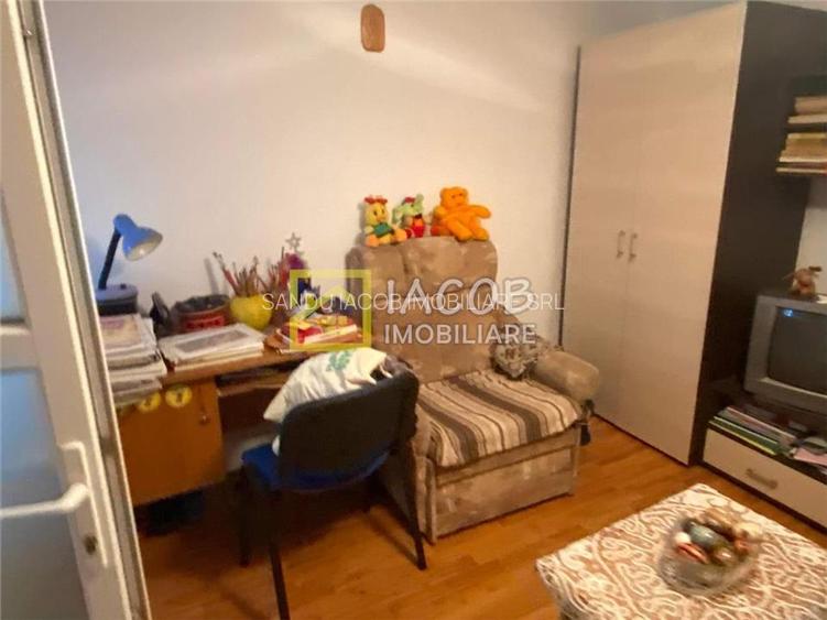 Apartament la casa cu 3 camere, Magura, Bacau - 17