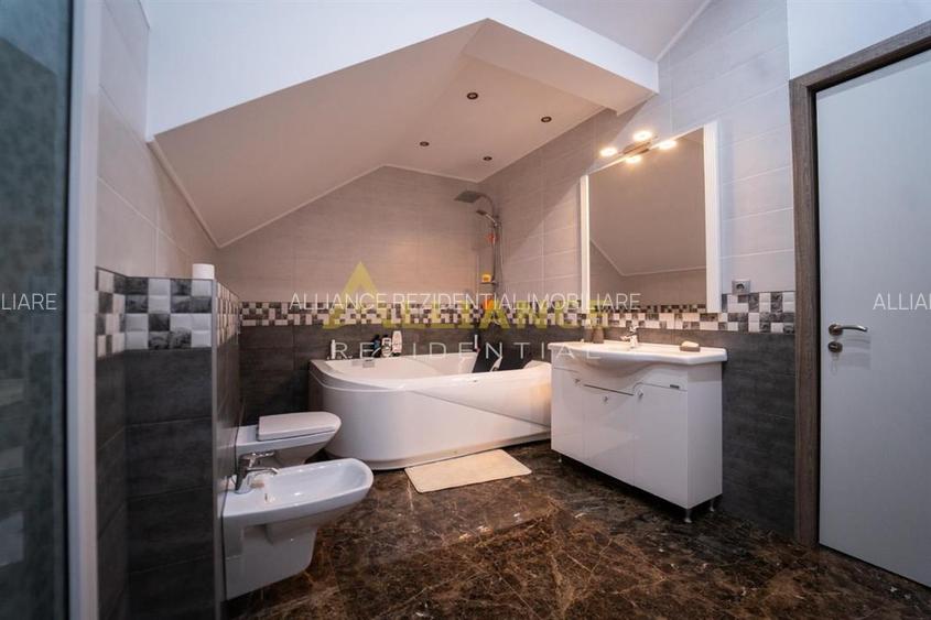 Vila Inchiriere la 5 min de bulevard / 6 Camere / 4 Bai / Teren 350 mp - 12