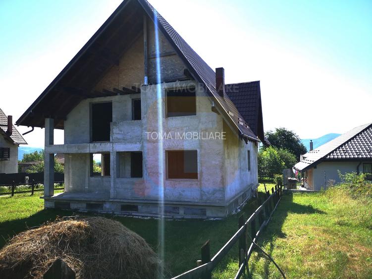 Vilă spațioasă cu vedere panoramică spre Lacul Bâtca Doamnei – Viișoara, Neam - 12