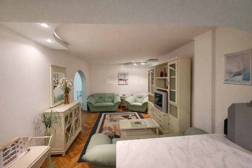 Apartament 3 camere ,Ultracentral-vedere panoramică asupra orașului - 2