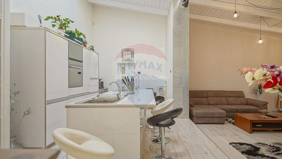 Comision 0 | Casă eficientă energetic, cu piscină, foișor și garaj - 11