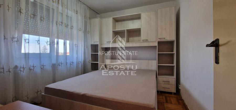 Apartament 3 camere,zona Boul Rosu - 3