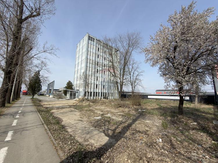 Hotel*** cu 48 camere de vânzare Calea Borsului/CT Park/ CET - 19