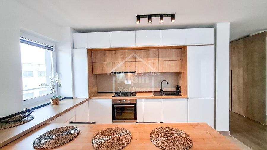 Suprafata Generoasa I Alphaville Arena - 15