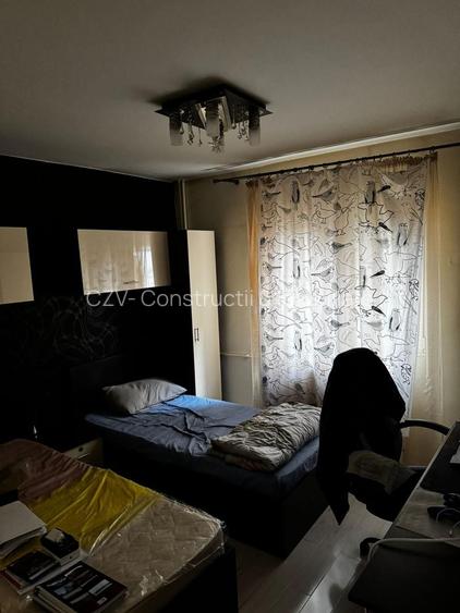 Apartament cu 3 camere , str. Bozieni - 9