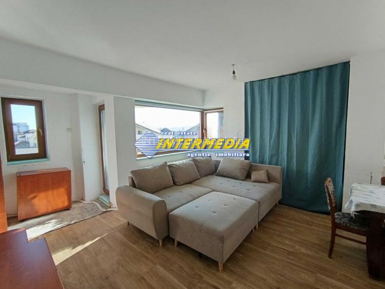 Apartament 3 camere decomandat etaj 1 Centru Alba Iulia - 2