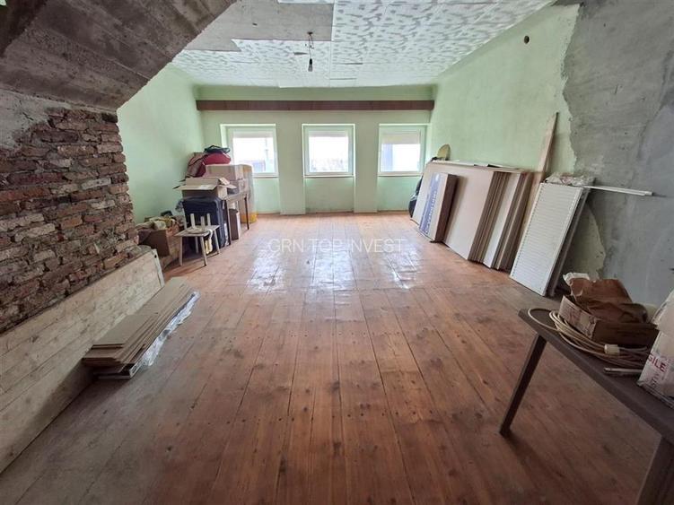 Casa cu doua apartamente garaj pivnita in Cisnadie - 13