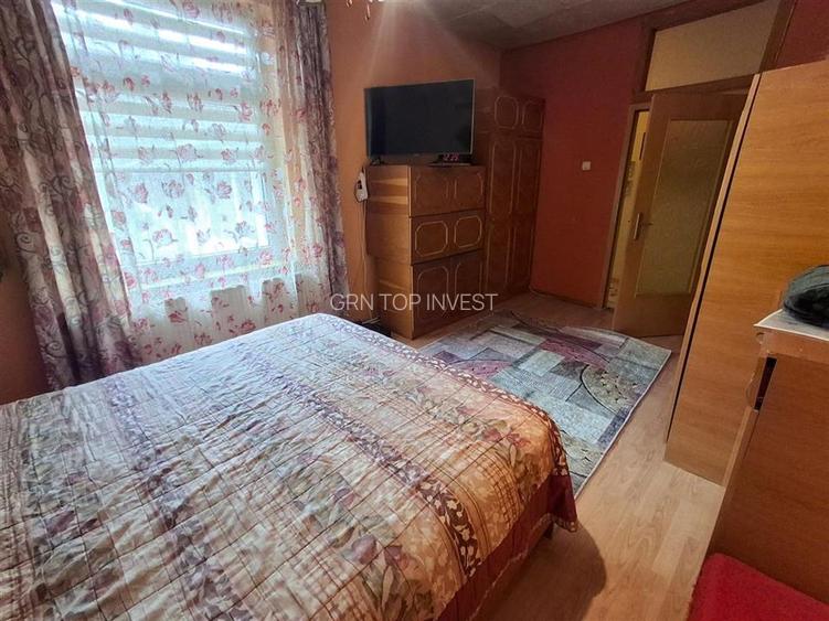 Casa cu doua apartamente garaj pivnita in Cisnadie - 23