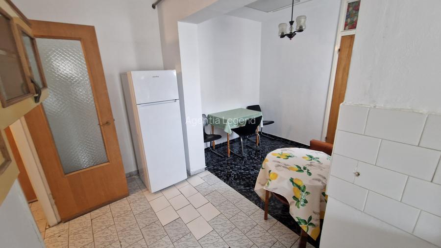 Garsoniera spatioasa zona 13 Decembrie - 9