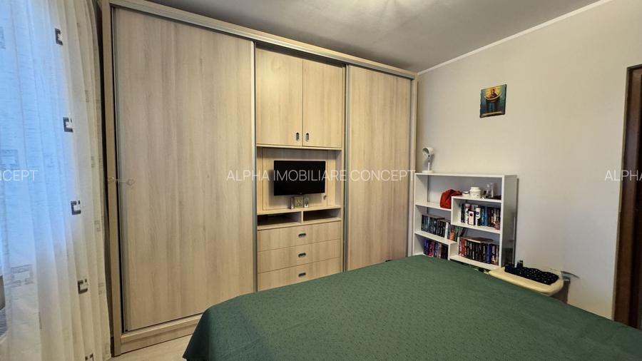 Casă de Cultură apartament decomandat 4 camere - 3