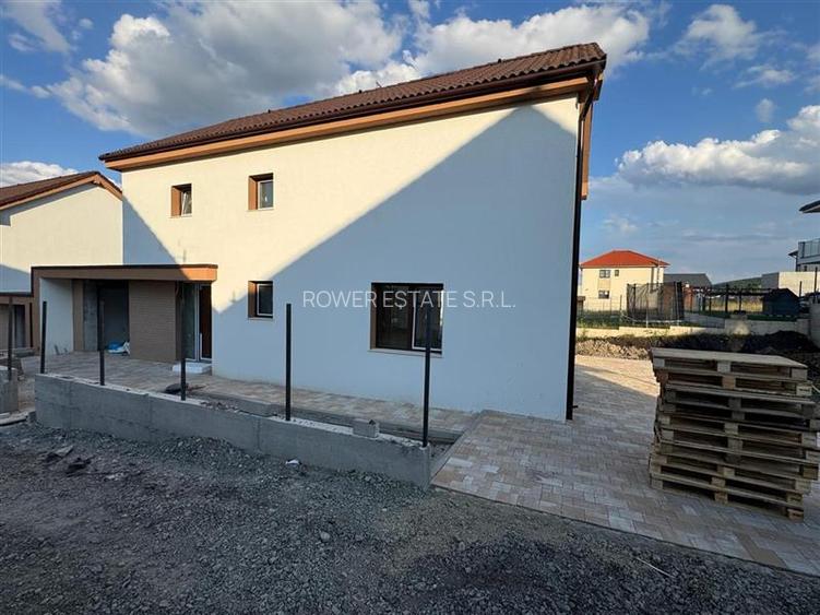 Casa Individuala + Garaj situata in Chinteni - 8