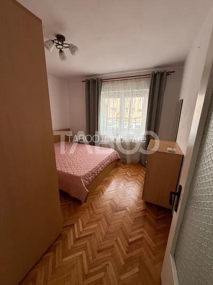 Apartament de inchiriat 2 camere mobilate utilate zona Strand - 4