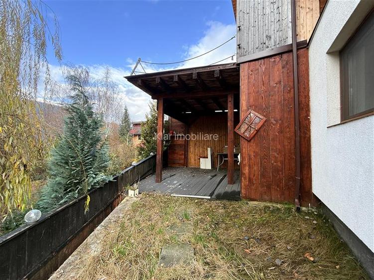 Casa de vacanta cu panorama  spre lac - 13