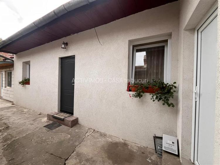 Lugoj, Casa 130 Mp. Teren 250 Mp. Central, Zona ZERO - 9