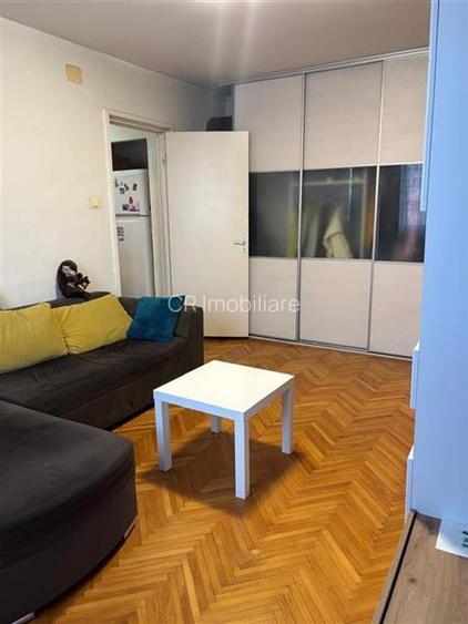 Apartament 3 camere spațios Metrou Dristor - 11