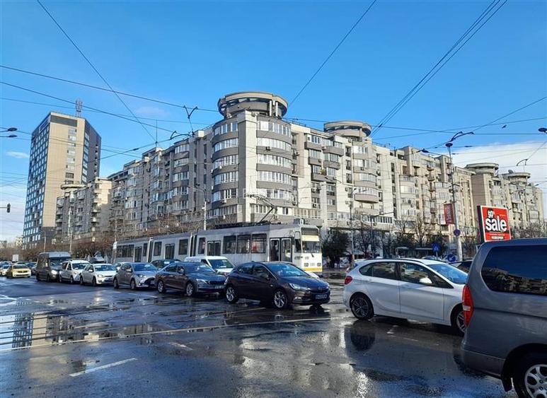 UNIRII, SFANTA VINERI, COPOSU 132 MP DECOMANDAT BLOC 1996 - 14