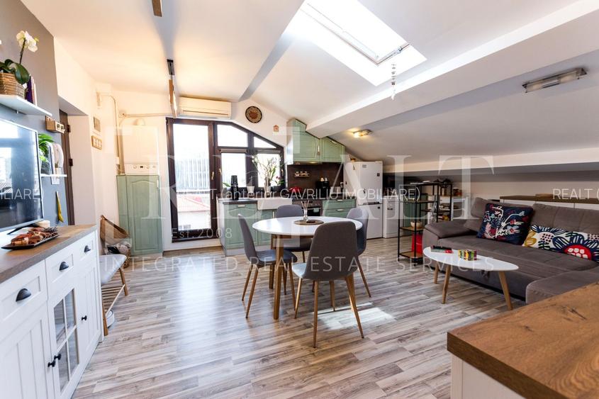 Vanzare apartament 2 camere | Mansarda, Boem | Expozitiei, 1 Mai - 2