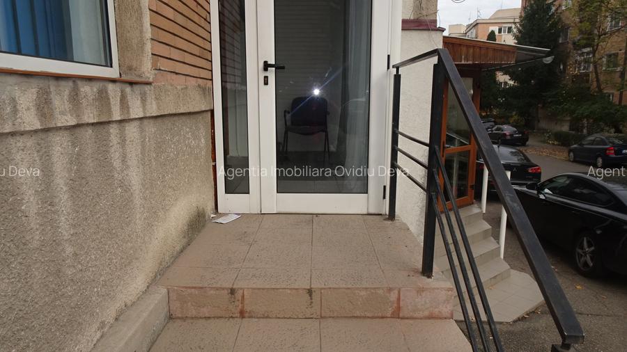 Vand spatiu comercial in Deva, zona ultracentrala ( I. Creanga), 70 mp - 2