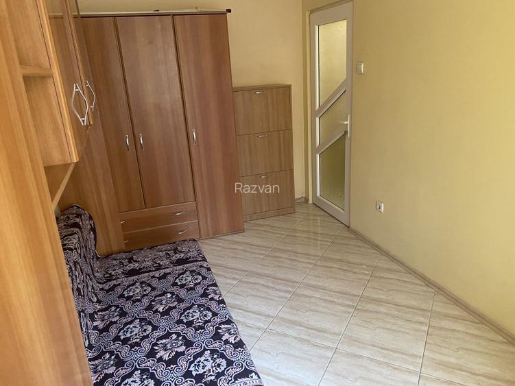 GARSONIERA  - CITY PARK-  DECOMANDATA, MOBILATA, UTILATA, ETAJ 1/4 ,30 MP - 3