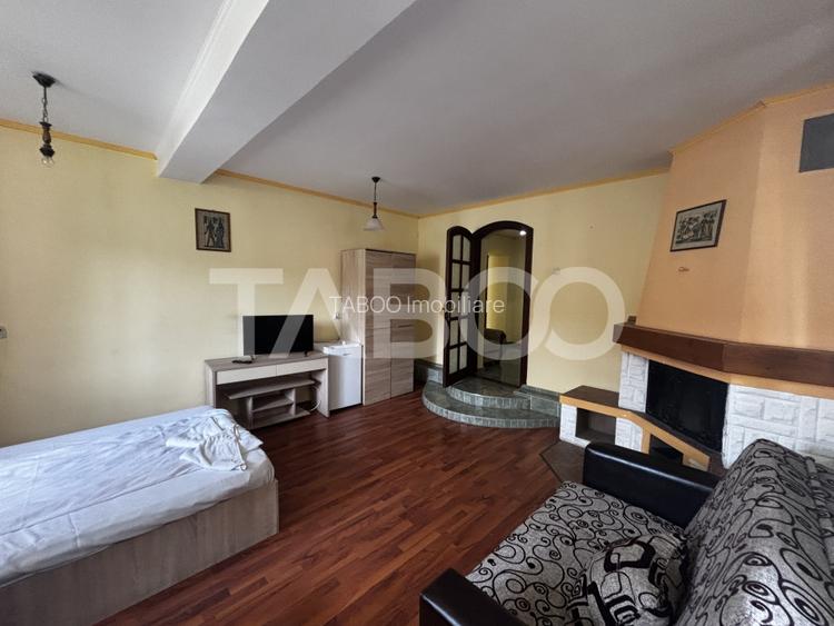 Casa de inchiriat 5 camere  ideala pentru muncitori prima afisare - 8