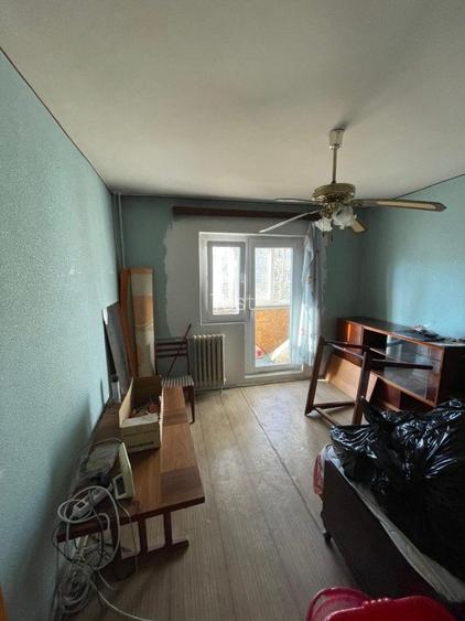 Garsonieră decomandată în Apărătorii Patriei - 14