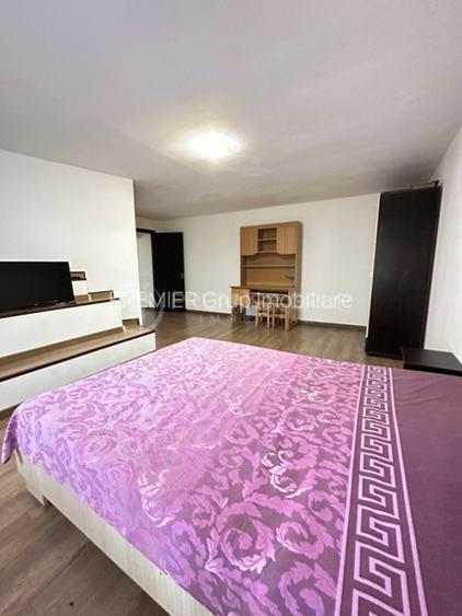 La curte! Apartament 2 camere 60mp, Centru, CT - 4