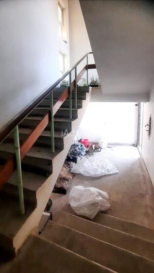 Cladire spatiu de productie si depozitare Carierei - 18