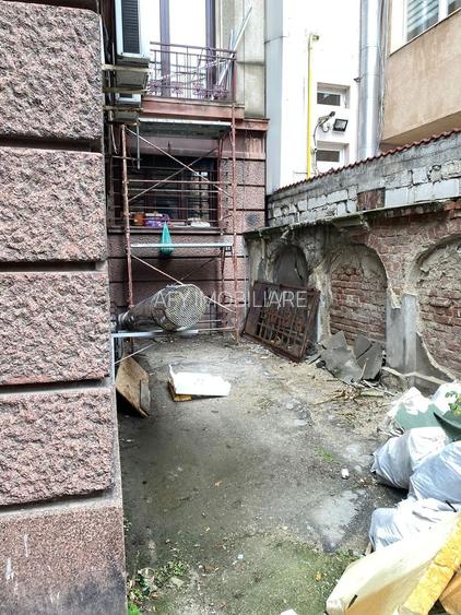 De Vanzare Vila Interbelica, 8-10 Camere, Romana - Zodiac - 32