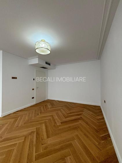 Becali Imobiliare - PENTHOUSE SPECTACULOS *** 5 CAMERE ***MUTARE IMEDIATA*** - 10