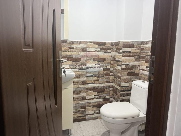 Apartament cu 3 camere de vânzare cu loc de parcare, Calea Bârladului - 9