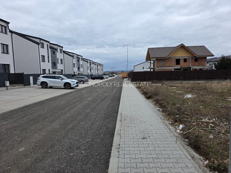 Teren cu utilități Sânpetru - 5