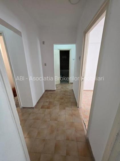 Ap. 3 cam. dec. Tineretului - Al. Tohani - 5