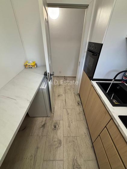 Garsoniera Bd-ul Ion Mihalache Metrou 1 Mai - 6 minute - 6