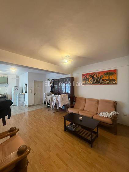 Ap 2 cam modern, spatios-62mp, bl. nou, et. 2, zona bloc Spray-Cl. Bucuresti - 8