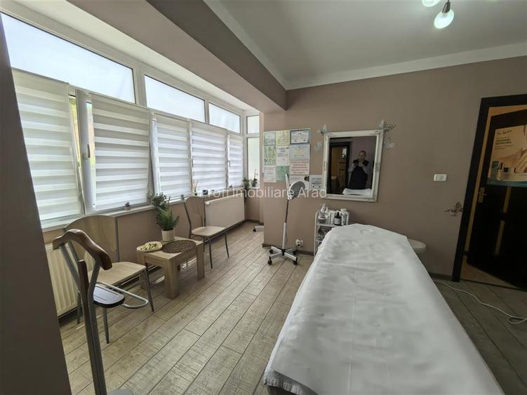 Apartament 2 camere Ultracentral - Salon - Birou - Cabinet - 10