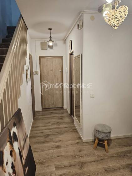 Apartament cu mansardă, 2 camere de închiriat – zona 7 Noiembrie - 5
