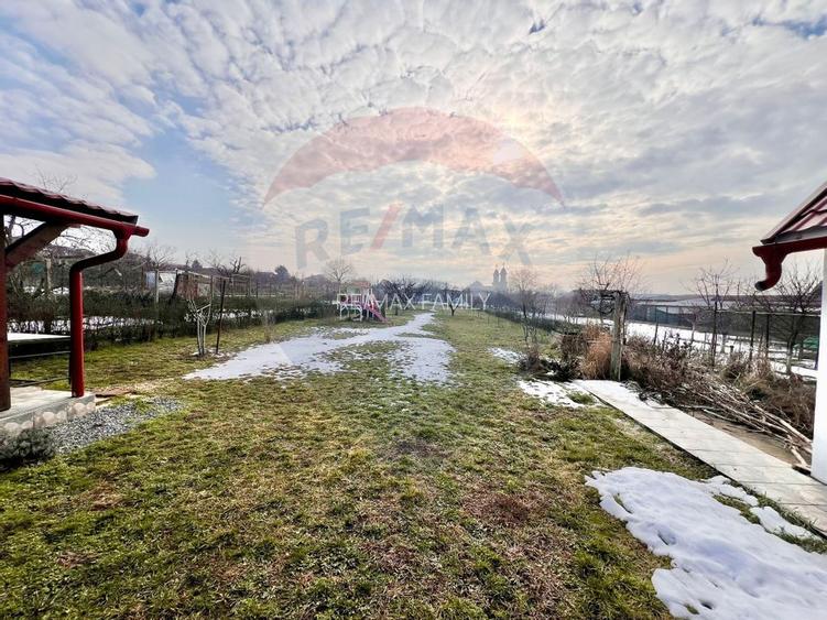 Casă de vânzare în zona Oncea, Str Ion Bogdan, teren 2.000 mp - 30