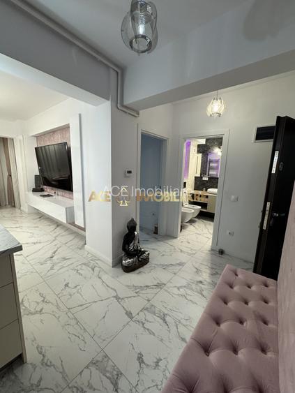 2 Camere de vanzare | Titan | centrala | parcare | metrou | Comision 0 - 4