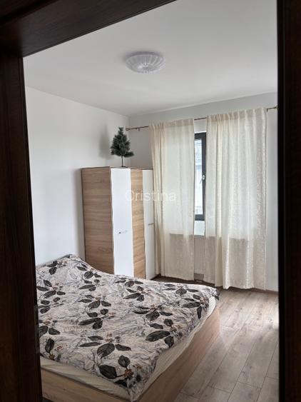 Direct proprietar, închiriez apartament 2 camere  - 4