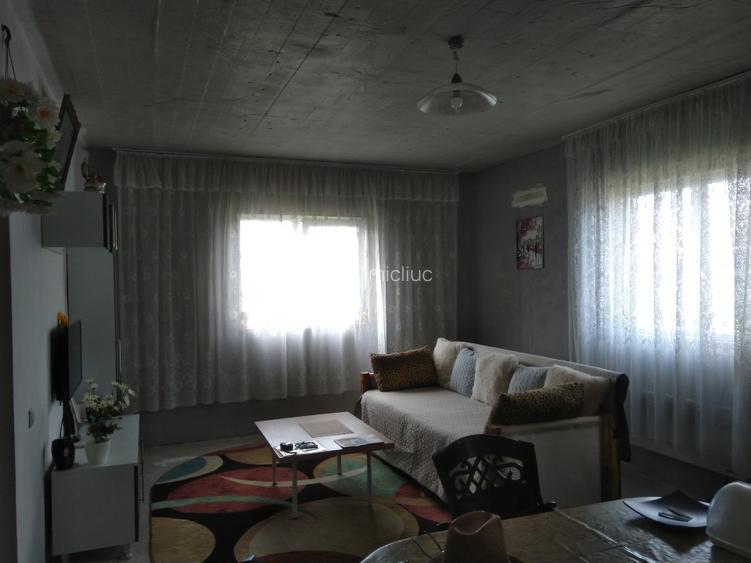 Vand sau schimb casa la tara cu apartament 2...3 camere in Bucuresti. - 4