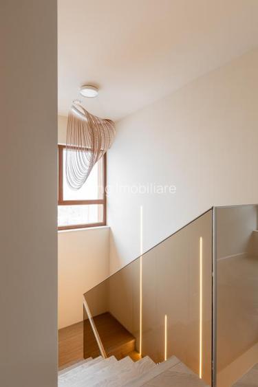 Vila de Lux in Faget: Tehnologie Loxone,Autonoma Energetic,La Cheie - 9